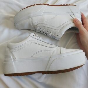 Vans white faux leather Old Skool Platforms Sneakers Men's 6.0 Women's 7.5